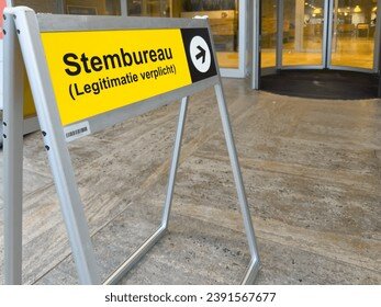 Close sign direction dutch polling 260nw 2391567677